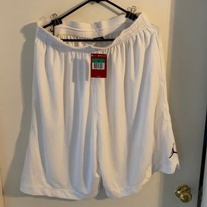 Men’s Jordan white shorts XL